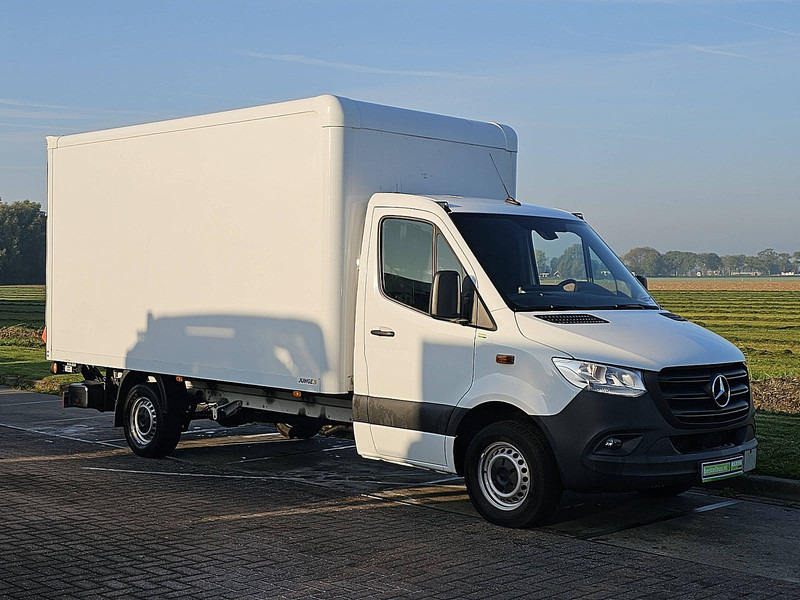 Mercedes-Benz Sprinter 317 Bakwagen Laadklep! - Carrinha de contentor: foto 4 Mercedes-Benz Sprinter 317 Bakwagen Laadklep! - Carrinha de contentor: foto 4