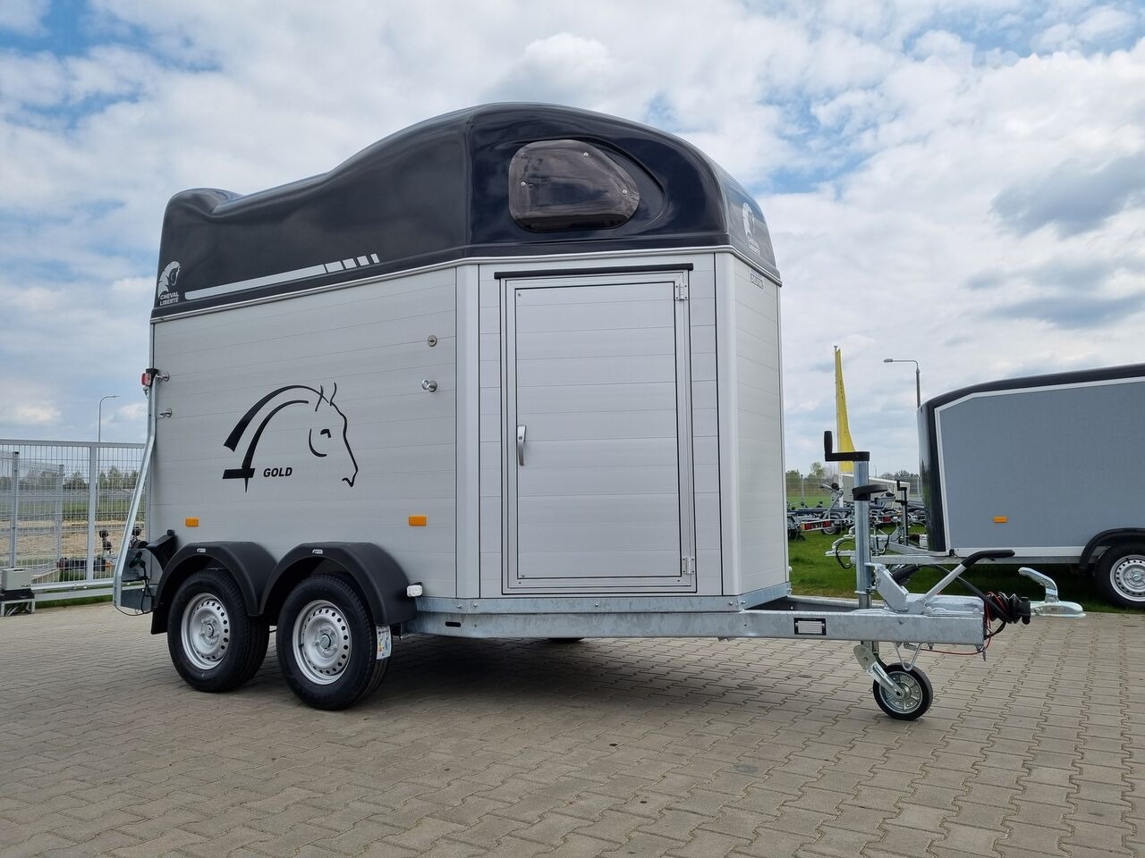 Cheval Liberté Gold First Alu for two horses with tack room 2000 kg GVW trailer - Reboque para cavalos: foto 4 Cheval Liberté Gold First Alu for two horses with tack room 2000 kg GVW trailer - Reboque para cavalos: foto 4