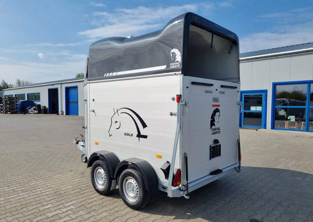 Cheval Liberte Gold First Alu + siodlarnia przyczepa dwukonna - Reboque para carros: foto 5 Cheval Liberte Gold First Alu + siodlarnia przyczepa dwukonna - Reboque para carros: foto 5