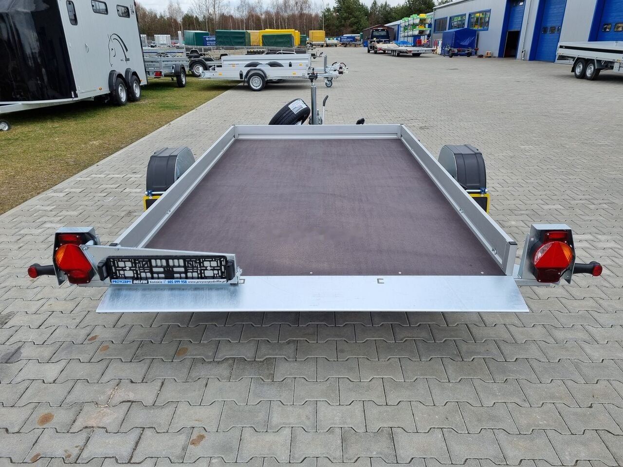 Humbaur HKT 183117 hydraulic hand pump - trailer for small cars - Reboque transporte de veículos: foto 5 Humbaur HKT 183117 hydraulic hand pump - trailer for small cars - Reboque transporte de veículos: foto 5