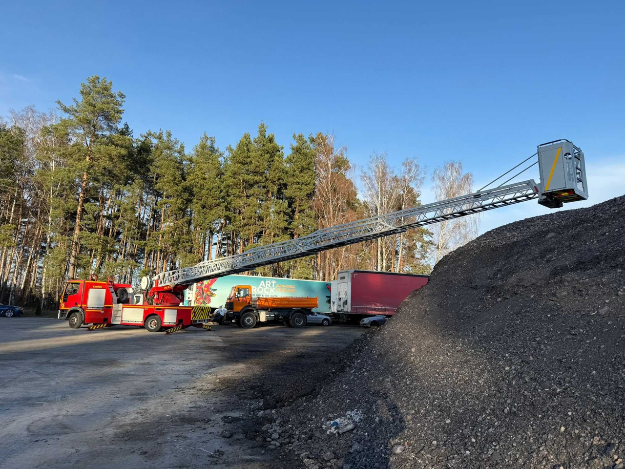 Drabina strażacka 30 m , IVECO Eurocargo Tector 130E24, Camiva EPAS 30 - Carro de bombeiro, Caminhão com plataforma aérea: foto 4 Drabina strażacka 30 m , IVECO Eurocargo Tector 130E24, Camiva EPAS 30 - Carro de bombeiro, Caminhão com plataforma aérea: foto 4