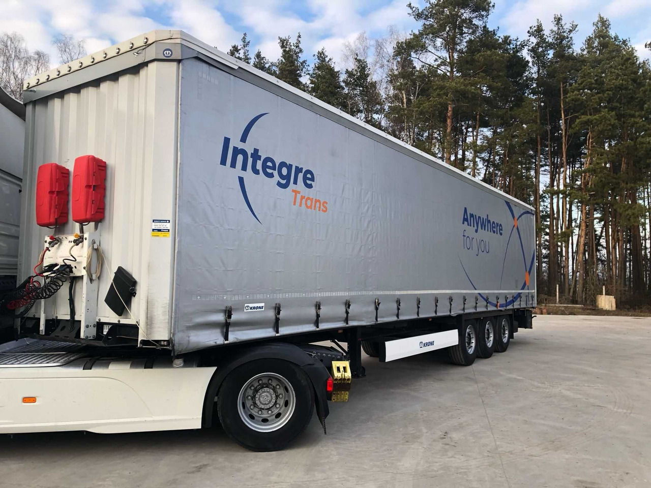 Krone 2023 rok, 93 m3,waga 6200 kg,Certyfikat XL, Multilock, z Niemiec - Semi-reboque de lona: foto 1 Krone 2023 rok, 93 m3,waga 6200 kg,Certyfikat XL, Multilock, z Niemiec - Semi-reboque de lona: foto 1