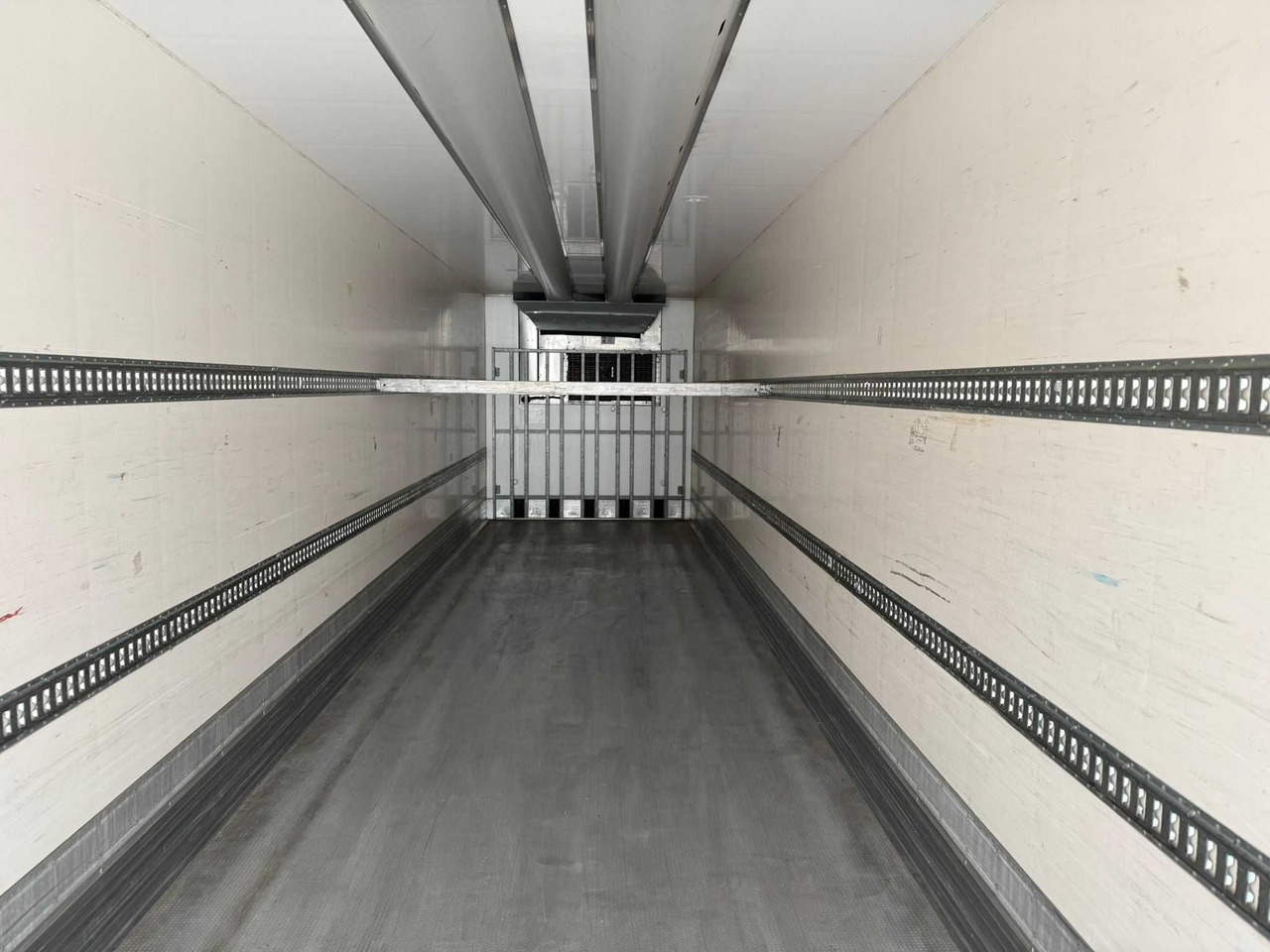 Сhłodnia CHEREAU ,THERMO KING SLXi 300 , SAF, 2017 rok, 6146 mtg !!! - Semi-reboque frigorífico: foto 5 Сhłodnia CHEREAU ,THERMO KING SLXi 300 , SAF, 2017 rok, 6146 mtg !!! - Semi-reboque frigorífico: foto 5