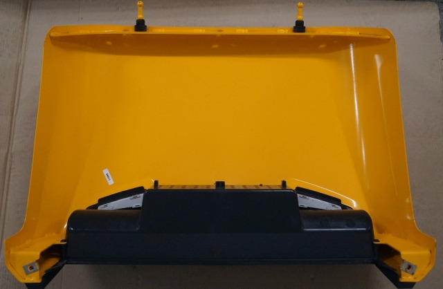 Jungheinrich 51343938 | Front engine cover complete with 51302195 Top cover with Front engine cover complete with 51302195 Top cover with reflectors for ECE225 from year 2016 - Carroceria e exterior por Equipamento de movimentação: foto 2 Jungheinrich 51343938 | Front engine cover complete with 51302195 Top cover with Front engine cover complete with 51302195 Top cover with reflectors for ECE225 from year 2016 - Carroceria e exterior por Equipamento de movimentação: foto 2