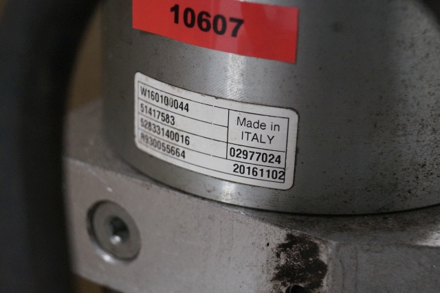 Jungheinrich 51417583 | Pumpmotor with tank and valve block 24V 2,2KW code R9320 Pumpmotor with tank and valve block 24V 2,2KW code R932010341 for EJD220 year 2016 - Bomba hidráulica por Equipamento de movimentação: foto 2 Jungheinrich 51417583 | Pumpmotor with tank and valve block 24V 2,2KW code R9320 Pumpmotor with tank and valve block 24V 2,2KW code R932010341 for EJD220 year 2016 - Bomba hidráulica por Equipamento de movimentação: foto 2