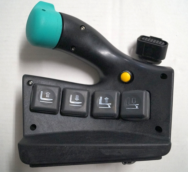 Jungheinrich 51605465 | Rijschakelaar control handle from ESD120 year 2019 sn. 2 - Sistema elétrico por Equipamento de movimentação: foto 1 Jungheinrich 51605465 | Rijschakelaar control handle from ESD120 year 2019 sn. 2 - Sistema elétrico por Equipamento de movimentação: foto 1