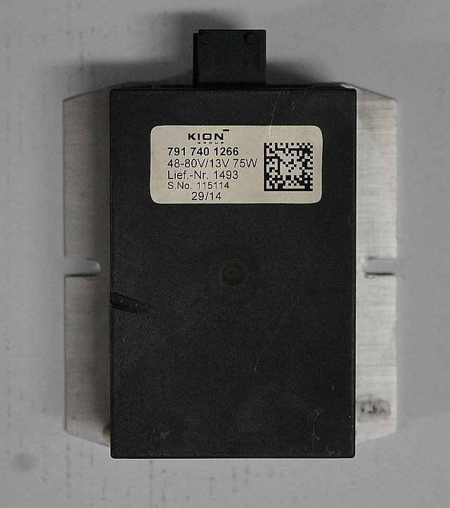 Kion 7917401266 | Omvormer Power converter input 48-80V output 13V75W lief nr 14 Omvormer Power converter input 48-80V output 13V75W lief nr 1493 sn. 115114 - Sistema elétrico por Equipamento de movimentação: foto 1 Kion 7917401266 | Omvormer Power converter input 48-80V output 13V75W lief nr 14 Omvormer Power converter input 48-80V output 13V75W lief nr 1493 sn. 115114 - Sistema elétrico por Equipamento de movimentação: foto 1