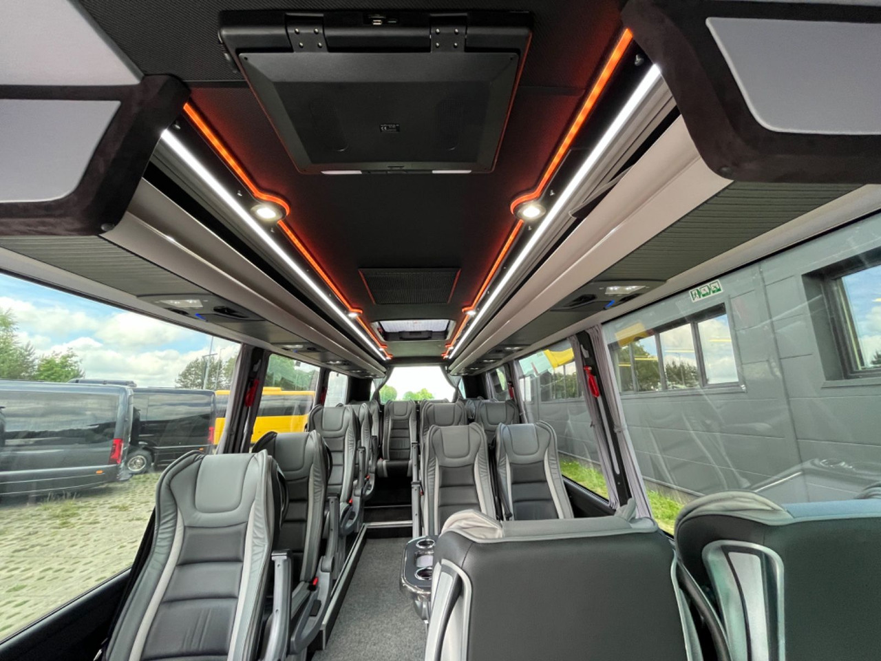 Autocarro Mercedes-Benz Sprinter 519/ 3.0 V6 / LUXURY Tourist Bus: foto 18