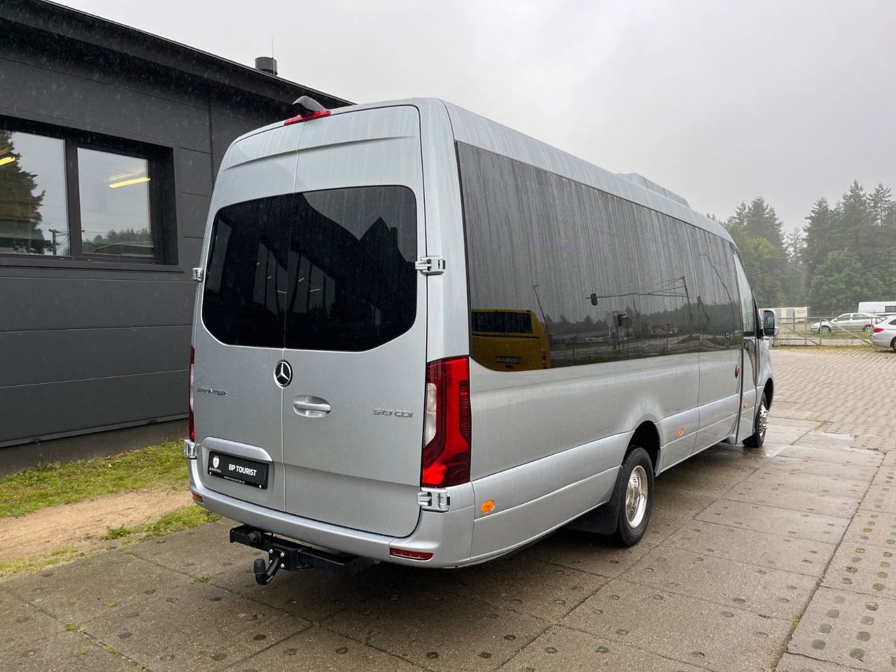 Mercedes-Benz Sprinter 519 TRANSFER XL / 22+1+1 / ON STOCK!!! Mercedes-Benz Sprinter 519 TOURIST XL / 21 to 24 Seats /NEW! - Minibus, Furgão de passageiros: foto 4 Mercedes-Benz Sprinter 519 TRANSFER XL / 22+1+1 / ON STOCK!!! Mercedes-Benz Sprinter 519 TOURIST XL / 21 to 24 Seats /NEW! - Minibus, Furgão de passageiros: foto 4