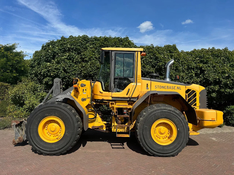 Volvo L120 F - Pá carregadora de rodas: foto 1 Volvo L120 F - Pá carregadora de rodas: foto 1