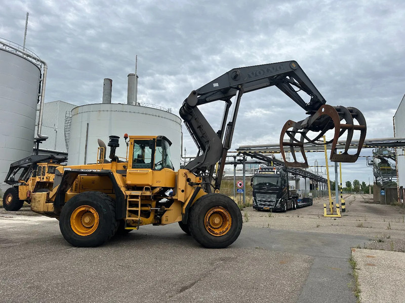 Volvo L180 C High Lift - Reboque florestal: foto 1 Volvo L180 C High Lift - Reboque florestal: foto 1