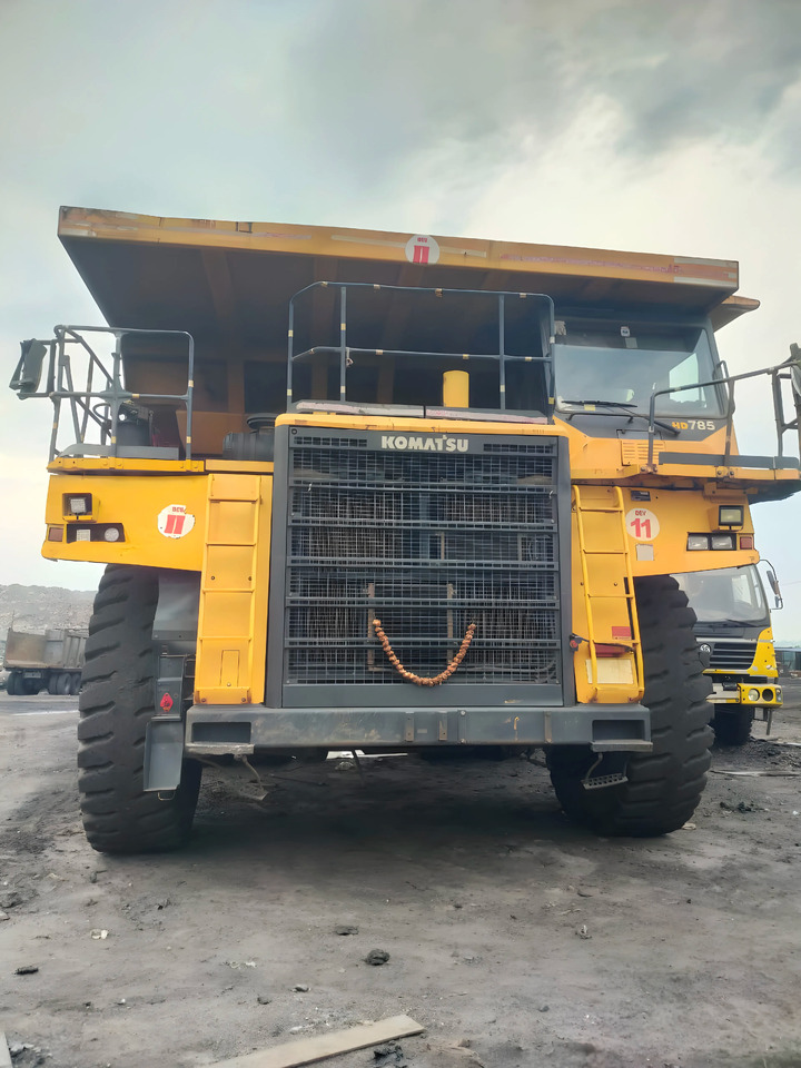 KOMATSU DUMP TRUCK HD785-7 - Máquina de mineração: foto 1 KOMATSU DUMP TRUCK HD785-7 - Máquina de mineração: foto 1