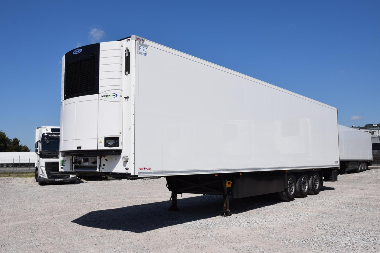 Schmitz Cargobull SKO FP 45 Carrier Vector 1550 - Semi-reboque frigorífico: foto 1 Schmitz Cargobull SKO FP 45 Carrier Vector 1550 - Semi-reboque frigorífico: foto 1