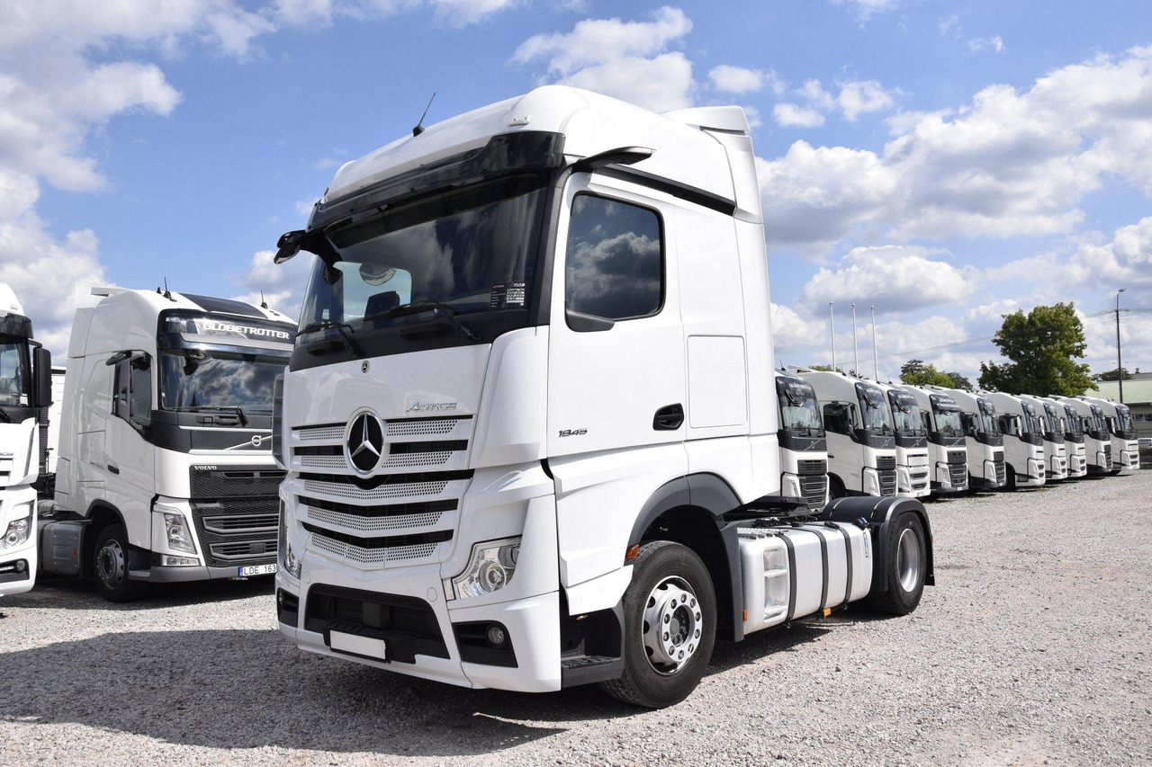 Mercedes-Benz Actros 5 1845 BigSpace - Tractor: foto 1 Mercedes-Benz Actros 5 1845 BigSpace - Tractor: foto 1