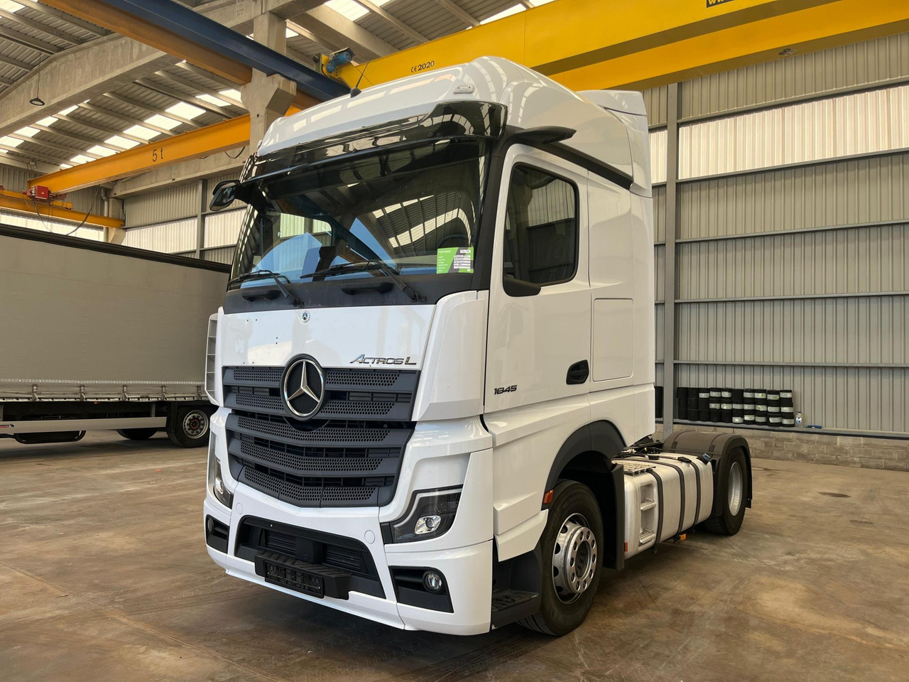 Mercedes-Benz Actros 5 1845 BigSpace - Tractor: foto 1 Mercedes-Benz Actros 5 1845 BigSpace - Tractor: foto 1