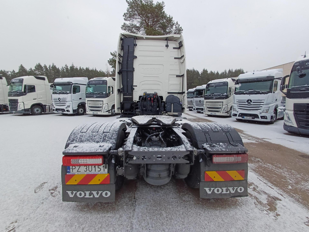Volvo FH 500 Globetrotter XL - Tractor: foto 4 Volvo FH 500 Globetrotter XL - Tractor: foto 4
