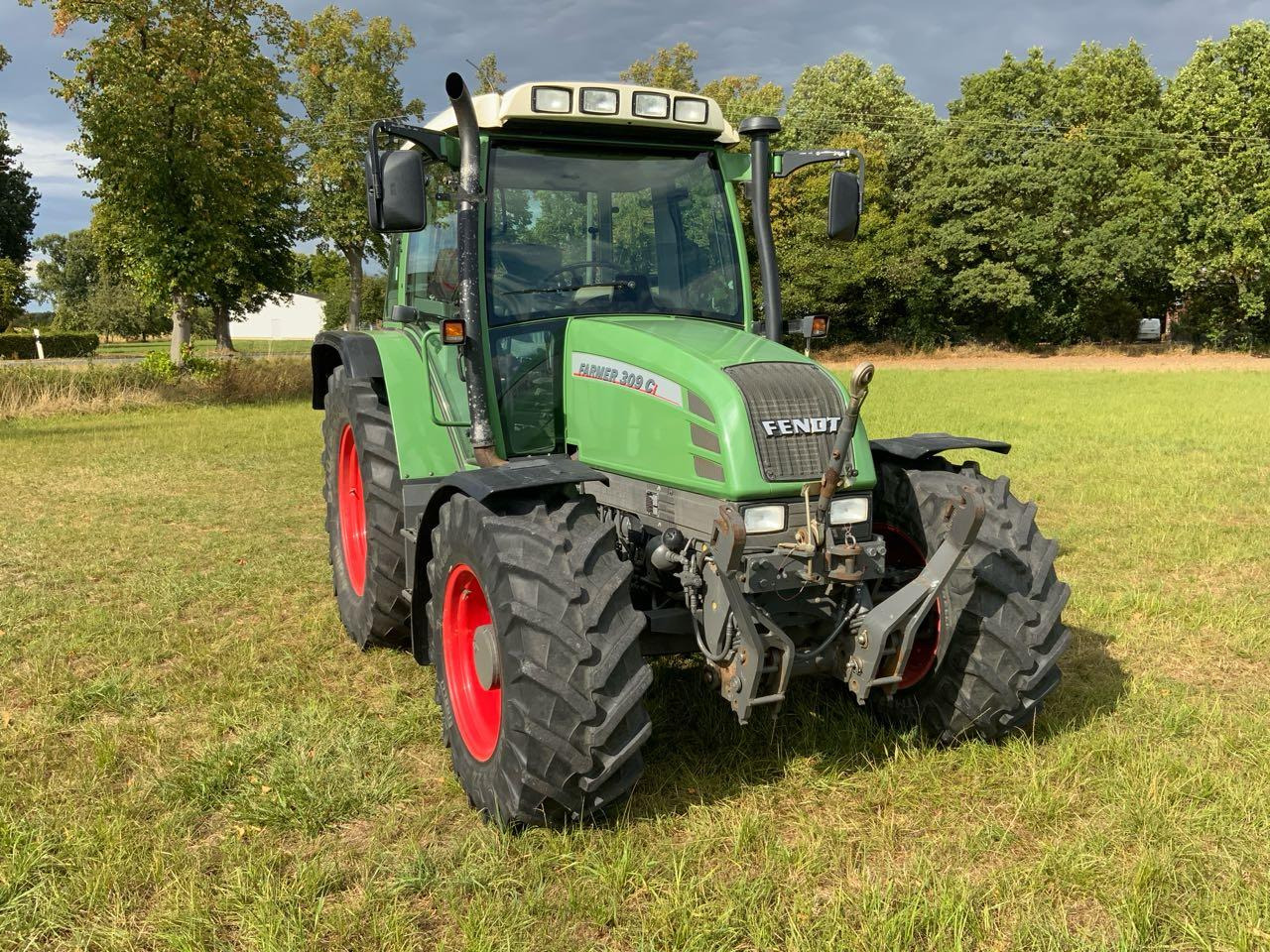 Fendt FARMER 309 CI - Trator: foto 1 Fendt FARMER 309 CI - Trator: foto 1