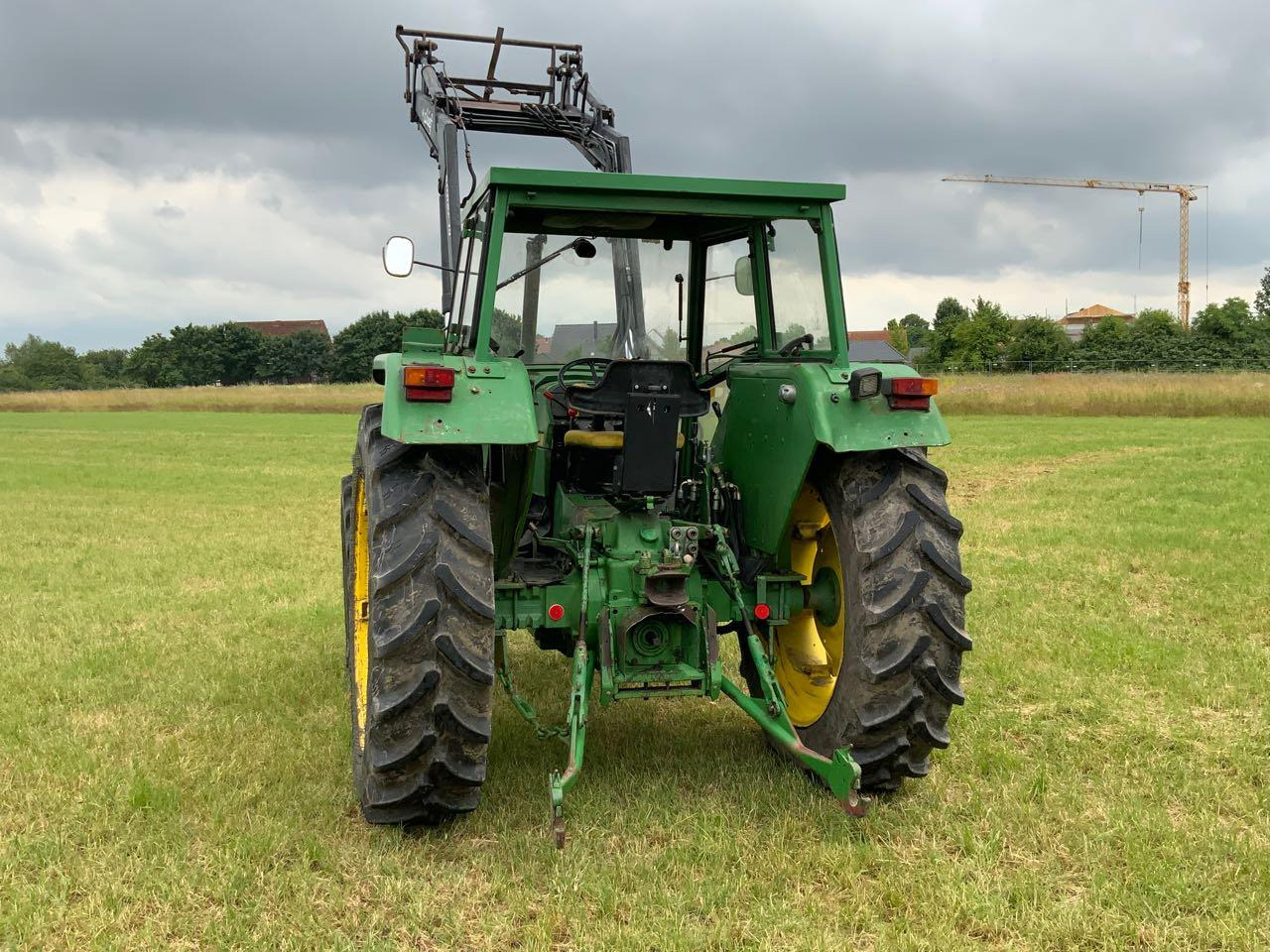 John Deere 2450A - Trator: foto 3 John Deere 2450A - Trator: foto 3