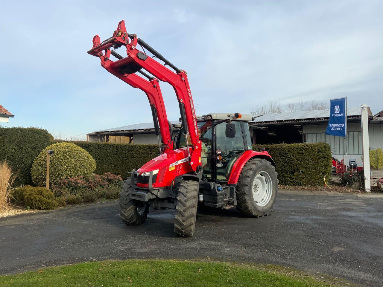 Massey Ferguson MF 5709 S - Trator: foto 1 Massey Ferguson MF 5709 S - Trator: foto 1