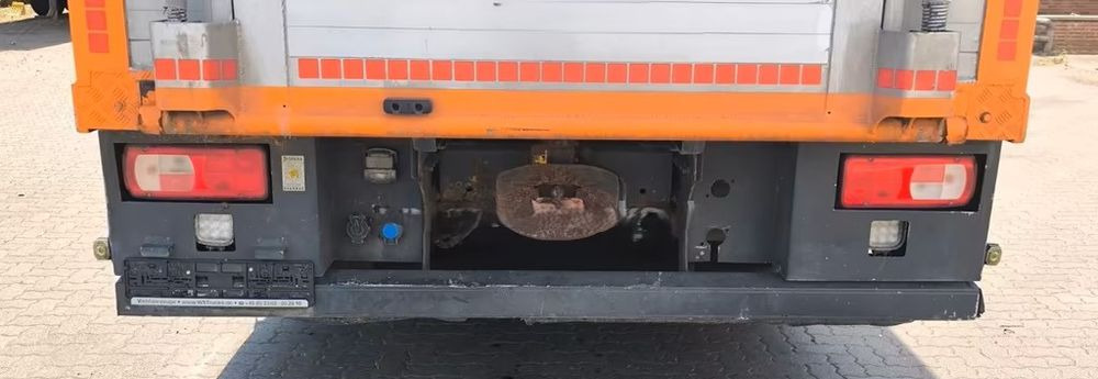 Camião transporte de gado DAF CF 400 Menke Einstock | Transport zwierząt jednopoziomowy | 2 kratownice do bydła| Retarder | Euro 6: foto 15 Camião transporte de gado DAF CF 400 Menke Einstock | Transport zwierząt jednopoziomowy | 2 kratownice do bydła| Retarder | Euro 6: foto 15