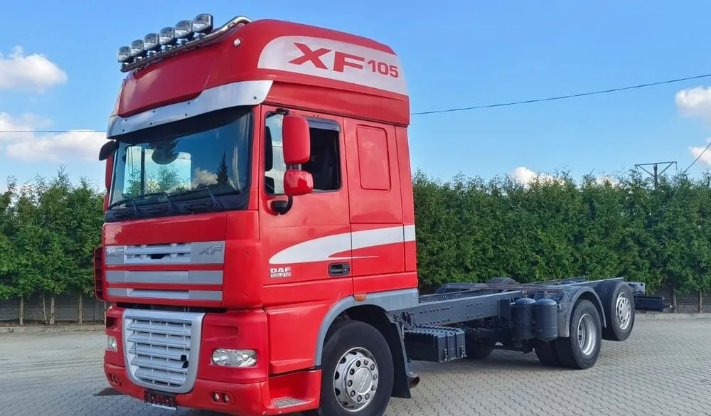 DAF XF510 pod zabudowę – 6x2/ skrętna podnoszona oś/ retarder - Camião chassi: foto 1 DAF XF510 pod zabudowę – 6x2/ skrętna podnoszona oś/ retarder - Camião chassi: foto 1