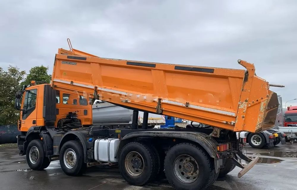 Iveco Trakker 450 E6 / BB/ 8x4 / Wywrotka Meiller 3-stronna / Bordmatik / Automat / Retarder - Camião basculante: foto 5 Iveco Trakker 450 E6 / BB/ 8x4 / Wywrotka Meiller 3-stronna / Bordmatik / Automat / Retarder - Camião basculante: foto 5