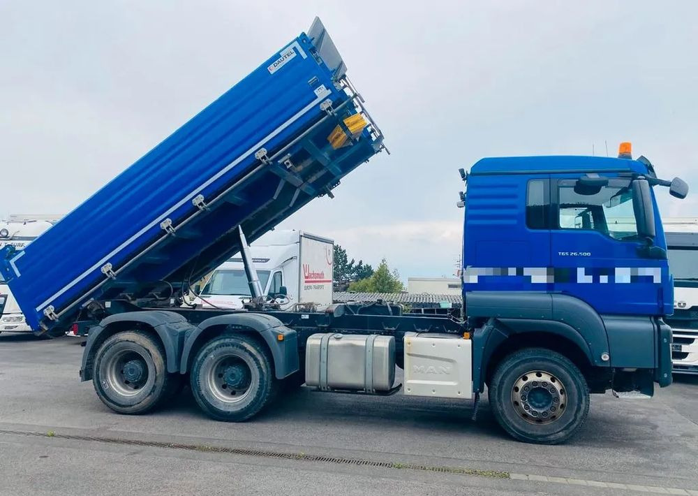 MAN TGS 26.500 Wywrotka trójstronna 6x4 | 500 KM | Retarder | Euro 6 | Navi | - Camião basculante: foto 2 MAN TGS 26.500 Wywrotka trójstronna 6x4 | 500 KM | Retarder | Euro 6 | Navi | - Camião basculante: foto 2