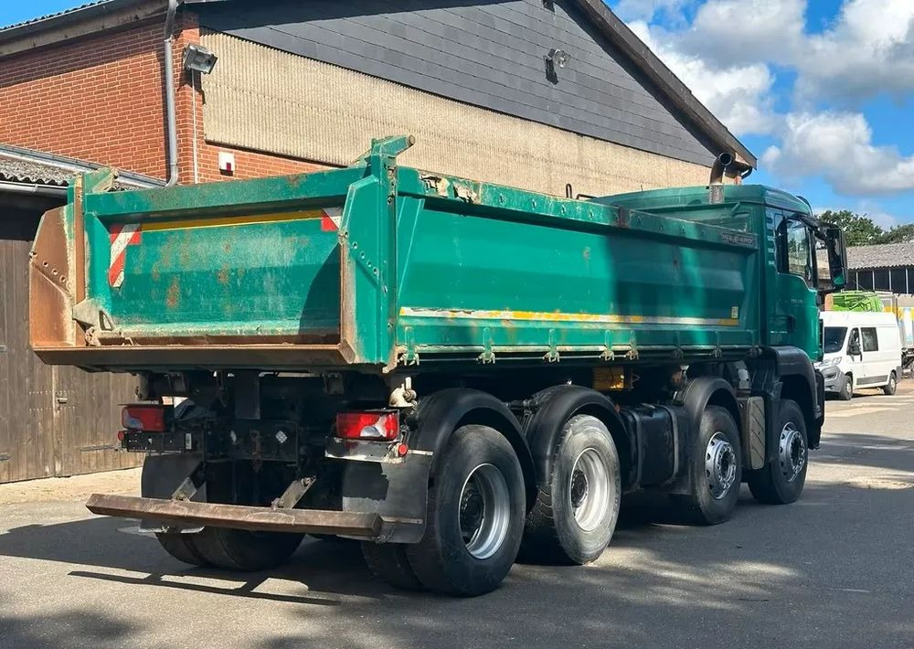 MAN TGS 35.440 8x4 Meiller Trójstronna wywrotka Bordmatik | Retarder | Euro 5 - Camião basculante: foto 5 MAN TGS 35.440 8x4 Meiller Trójstronna wywrotka Bordmatik | Retarder | Euro 5 - Camião basculante: foto 5