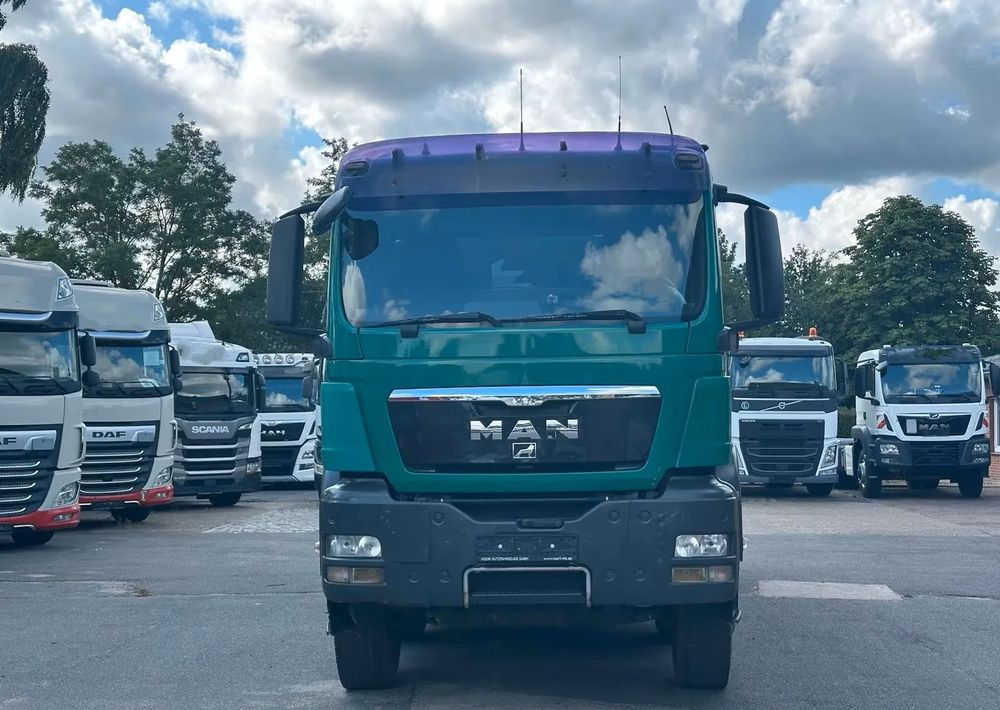 MAN TGS 35.440 8x4 Meiller Trójstronna wywrotka Bordmatik | Retarder | Euro 5 - Camião basculante: foto 2 MAN TGS 35.440 8x4 Meiller Trójstronna wywrotka Bordmatik | Retarder | Euro 5 - Camião basculante: foto 2