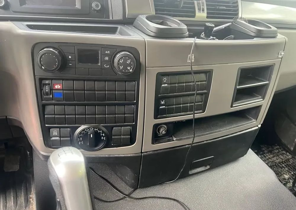 MAN TGS 41.460 8x8 • Meiller • Muldenkipper • Allrad • Euro 6d • Przebieg: 85 000 km - Camião basculante: foto 5 MAN TGS 41.460 8x8 • Meiller • Muldenkipper • Allrad • Euro 6d • Przebieg: 85 000 km - Camião basculante: foto 5