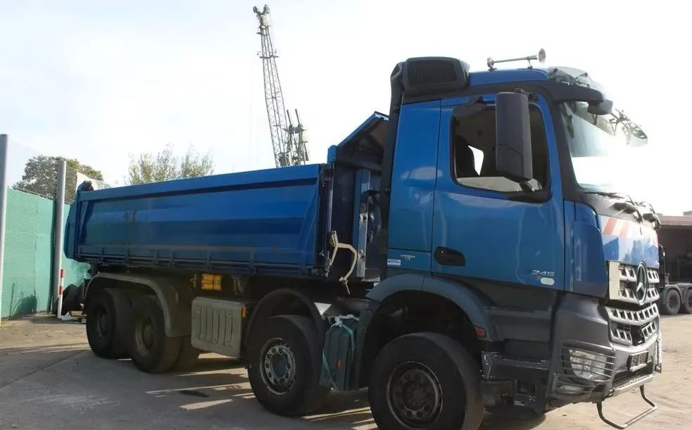 Mercedes-Benz 3245 | 8x4 | Wywrotka 3-stronna Meiller | Retarder | Bordmatik | Euro 6 | Klima | 308 798 km - Camião basculante: foto 3 Mercedes-Benz 3245 | 8x4 | Wywrotka 3-stronna Meiller | Retarder | Bordmatik | Euro 6 | Klima | 308 798 km - Camião basculante: foto 3