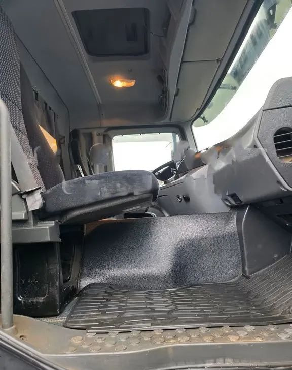 Camião basculante Mercedes-Benz Actros 3544 / 4144 •EPS •Wywrotka trójstronna  • 8x4 • Meiller BORDMATIK • Euro5 •: foto 14