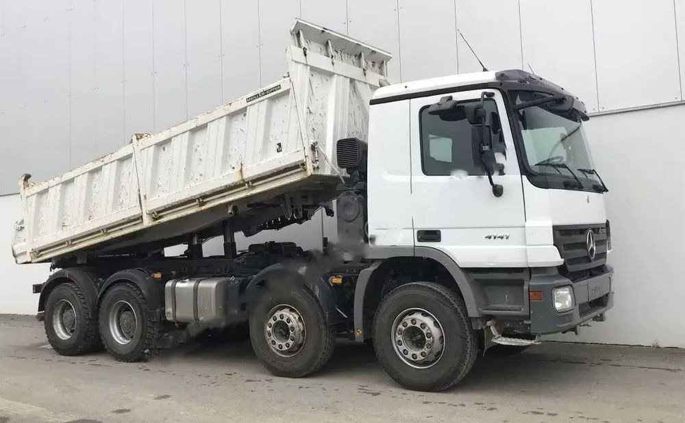 Mercedes-Benz Actros 4141 K 8x4 • 3-stronny wywrot • Bordmatik • Tempomat •Euro4 - Camião basculante: foto 1 Mercedes-Benz Actros 4141 K 8x4 • 3-stronny wywrot • Bordmatik • Tempomat •Euro4 - Camião basculante: foto 1