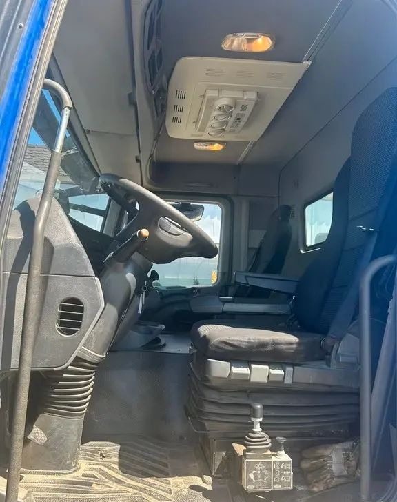 Camião basculante Mercedes-Benz Actros 4141 K 8x4 / Meiller Trójstronna Wywrotka / Automat / Euro 5 / Klima / 36T DMC: foto 10