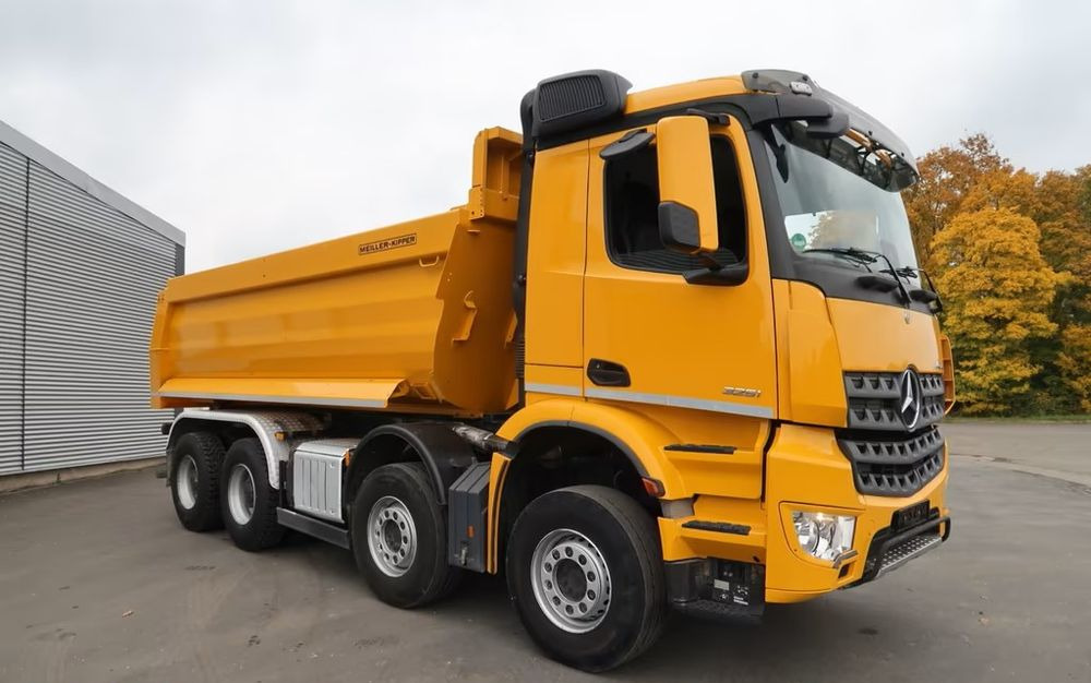 Mercedes-Benz Arocs 3251 8x4 | 510 KM | Euro 6d | Navi | Wywrotka Trójstronna | 215 600 km !! - Camião basculante: foto 2 Mercedes-Benz Arocs 3251 8x4 | 510 KM | Euro 6d | Navi | Wywrotka Trójstronna | 215 600 km !! - Camião basculante: foto 2