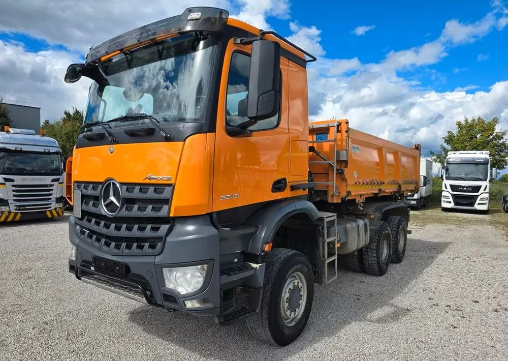 Mercedes-Benz Arocs 3345 6x6 Allrad / Bordmatic – Wywrotka Dautel | 449 KM | - Camião basculante: foto 1 Mercedes-Benz Arocs 3345 6x6 Allrad / Bordmatic – Wywrotka Dautel | 449 KM | - Camião basculante: foto 1