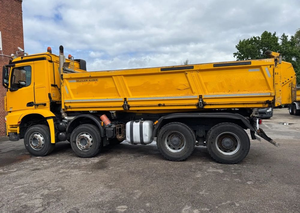 Mercedes-Benz Arocs 4151 8x4 • Retarder • Meiller Bordmatik • Euro 6c - Camião basculante: foto 5 Mercedes-Benz Arocs 4151 8x4 • Retarder • Meiller Bordmatik • Euro 6c - Camião basculante: foto 5