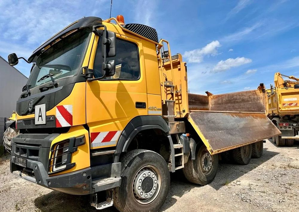 Volvo FMX 420 / 8x6 / KIPPER / EURO 6 / BORDMATIK / ALLROAD - Camião basculante: foto 3 Volvo FMX 420 / 8x6 / KIPPER / EURO 6 / BORDMATIK / ALLROAD - Camião basculante: foto 3