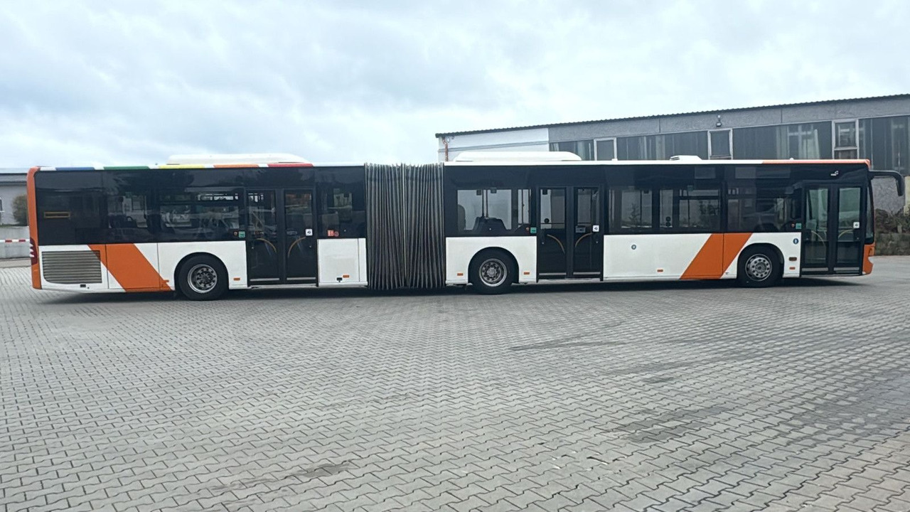 Mercedes-Benz O 530 Citaro G  mit Vollklima - Autocarro articulado: foto 3 Mercedes-Benz O 530 Citaro G  mit Vollklima - Autocarro articulado: foto 3