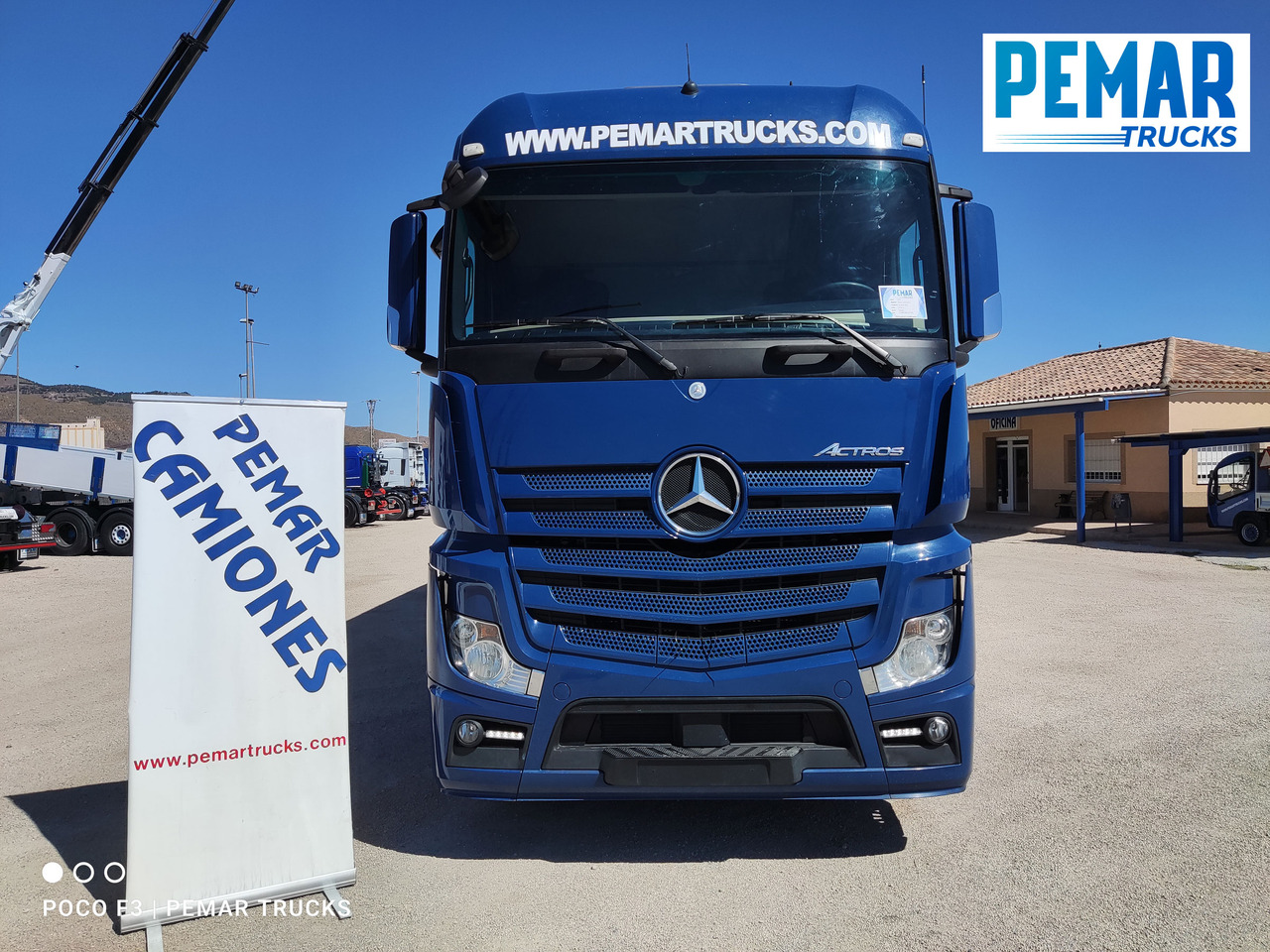 MERCEDES-BENZ ACTROS 1836 SEMITAUTLINER 18T - Camião de lona: foto 2 MERCEDES-BENZ ACTROS 1836 SEMITAUTLINER 18T - Camião de lona: foto 2