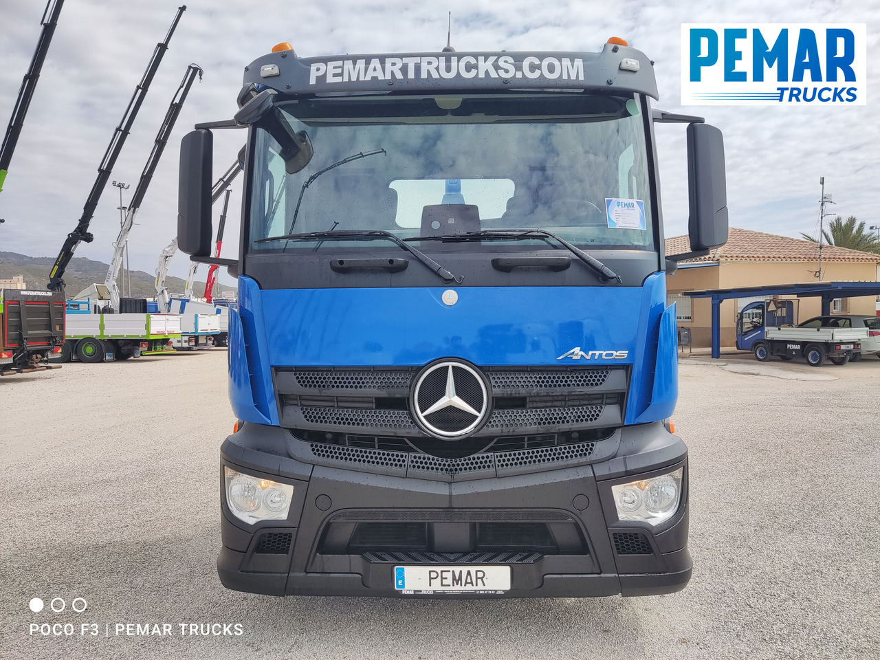 MERCEDES-BENZ ANTOS 2546 6X2 MULTILIFT - Camião transportador de contêineres/ Caixa móvel: foto 3 MERCEDES-BENZ ANTOS 2546 6X2 MULTILIFT - Camião transportador de contêineres/ Caixa móvel: foto 3