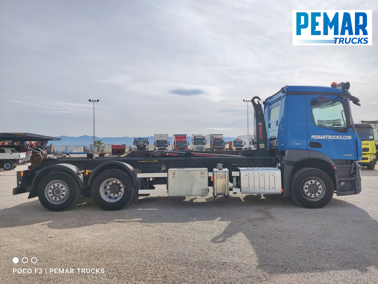 MERCEDES-BENZ ANTOS 2546 6X2 MULTILIFT - Camião transportador de contêineres/ Caixa móvel: foto 5 MERCEDES-BENZ ANTOS 2546 6X2 MULTILIFT - Camião transportador de contêineres/ Caixa móvel: foto 5