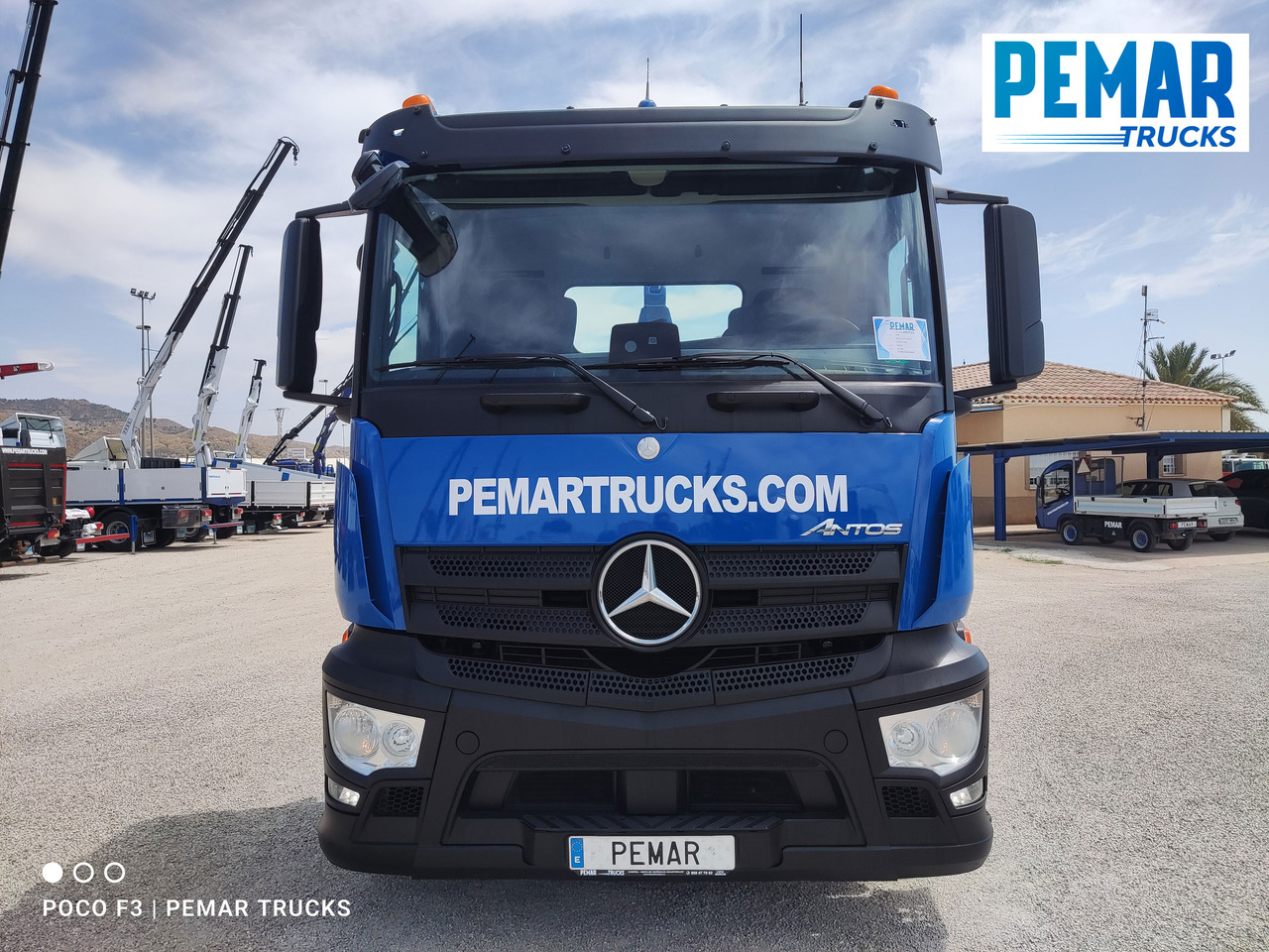 MERCEDES-BENZ ANTOS 2546 6X2 MULTILIFT - Camião transportador de contêineres/ Caixa móvel: foto 3 MERCEDES-BENZ ANTOS 2546 6X2 MULTILIFT - Camião transportador de contêineres/ Caixa móvel: foto 3