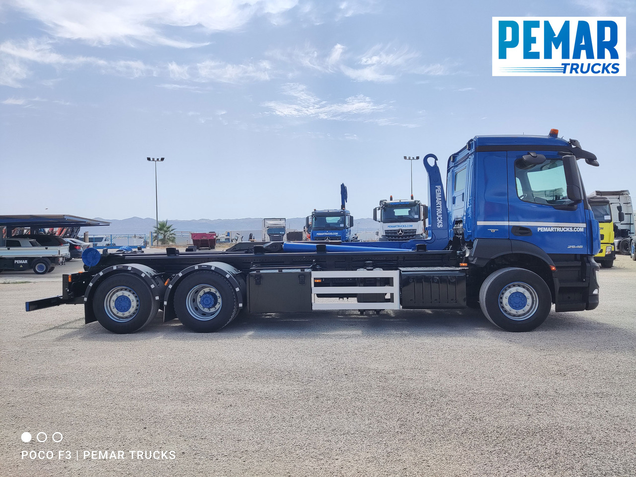 MERCEDES-BENZ ANTOS 2546 6X2 MULTILIFT - Camião transportador de contêineres/ Caixa móvel: foto 5 MERCEDES-BENZ ANTOS 2546 6X2 MULTILIFT - Camião transportador de contêineres/ Caixa móvel: foto 5