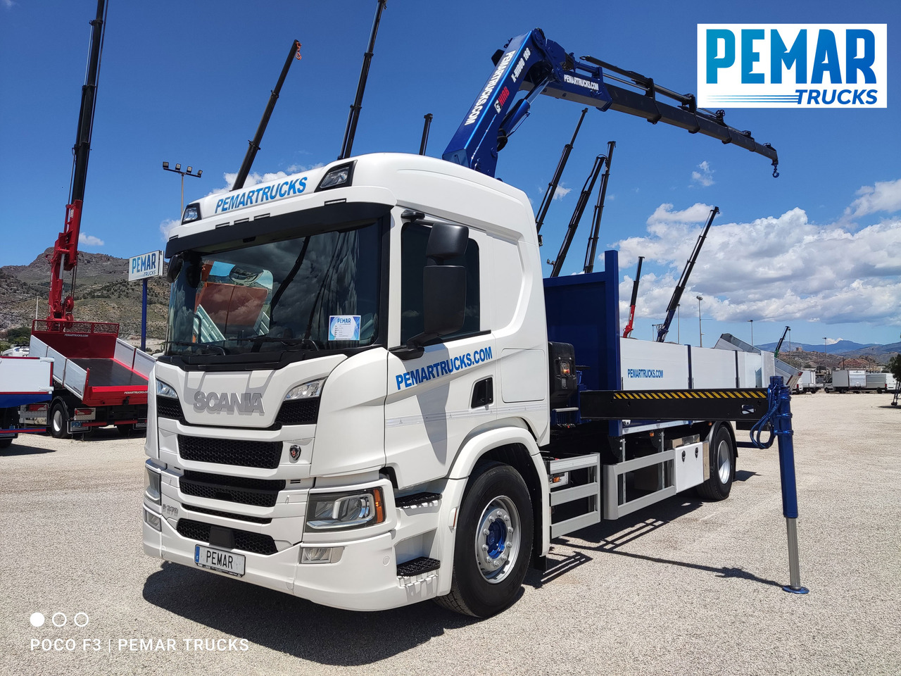 SCANIA P 370 4X2 GRUA CAJA FIJA - Camião de caixa aberta/ Plataforma, Camião grua: foto 1 SCANIA P 370 4X2 GRUA CAJA FIJA - Camião de caixa aberta/ Plataforma, Camião grua: foto 1