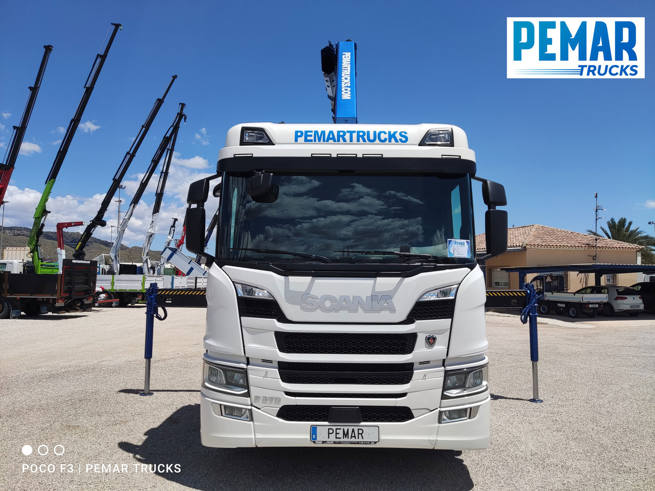 SCANIA P 370 GRUA CAJA FIJA 18T - Camião grua: foto 2 SCANIA P 370 GRUA CAJA FIJA 18T - Camião grua: foto 2