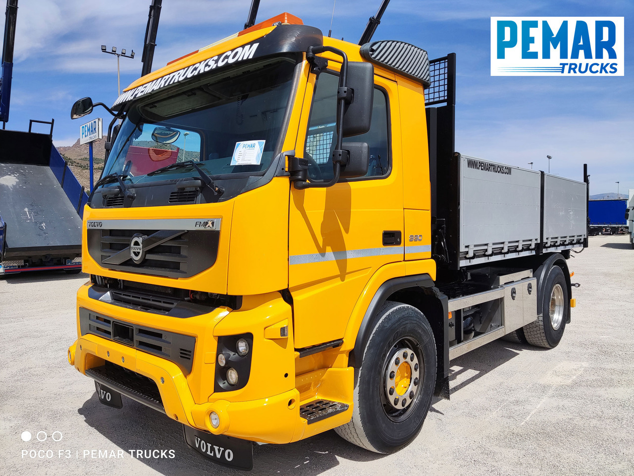 VOLVO FMX 330 BASCULANTE 18T - Camião basculante: foto 2 VOLVO FMX 330 BASCULANTE 18T - Camião basculante: foto 2