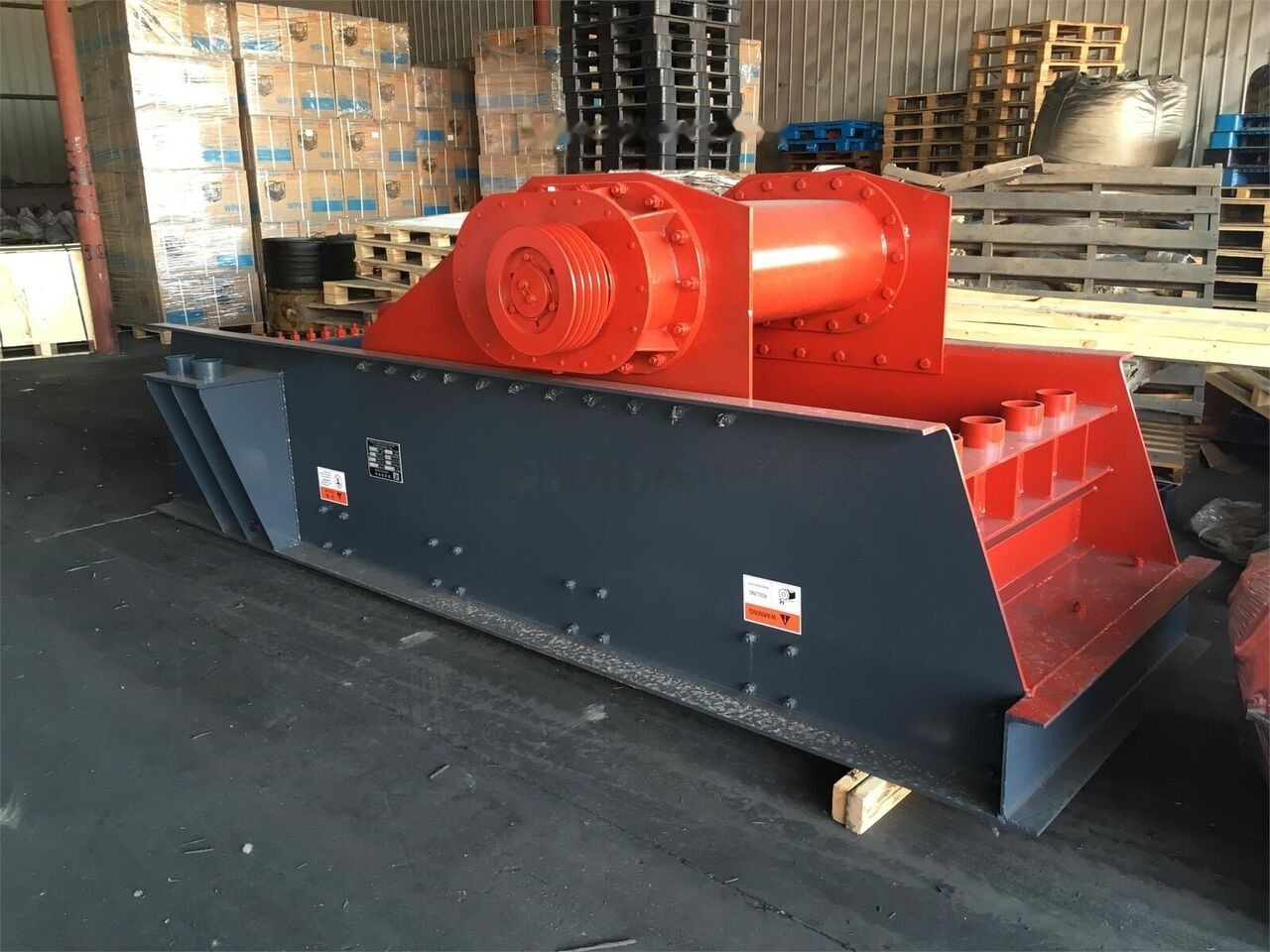 Kinglink 100TPH SCALPING VIBRATING FEEDER ZSW380X96 - Peneira vibratória: foto 1 Kinglink 100TPH SCALPING VIBRATING FEEDER ZSW380X96 - Peneira vibratória: foto 1