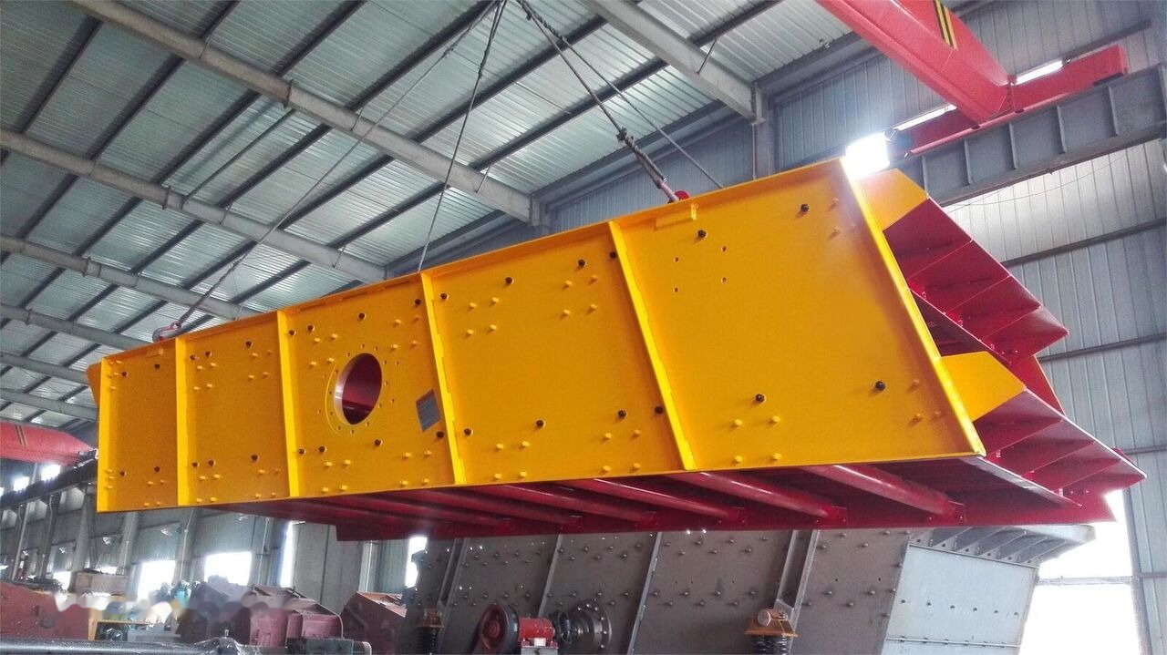 Kinglink 2YK2160 Two decks Inclined Vibrating Shaft Screen - Peneira vibratória: foto 1 Kinglink 2YK2160 Two decks Inclined Vibrating Shaft Screen - Peneira vibratória: foto 1