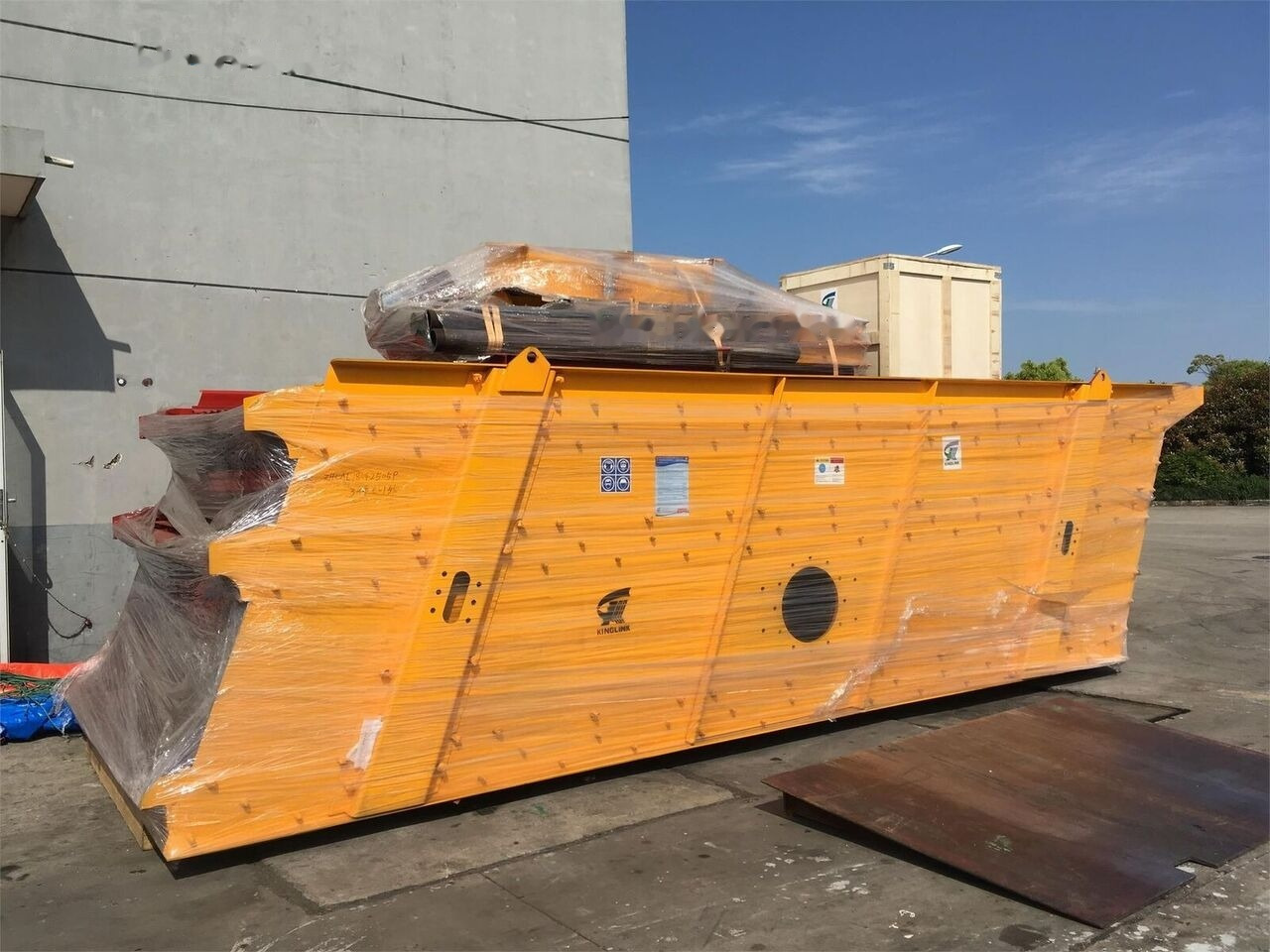 Kinglink 3YA2360 Basalt/Granite/Stone Vibrating Screen - Peneira vibratória: foto 1 Kinglink 3YA2360 Basalt/Granite/Stone Vibrating Screen - Peneira vibratória: foto 1